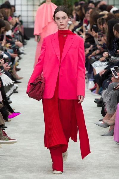 Look 35